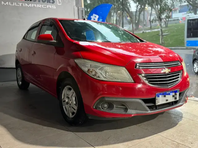 Carro Chevrolet Onix 2013 1.0 LT SPE/4
