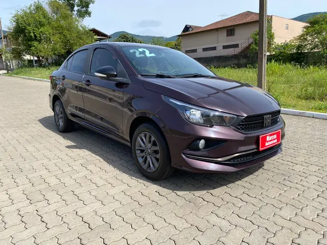 Carro Fiat Cronos 2022 Drive 1.3 S-Design (Flex)