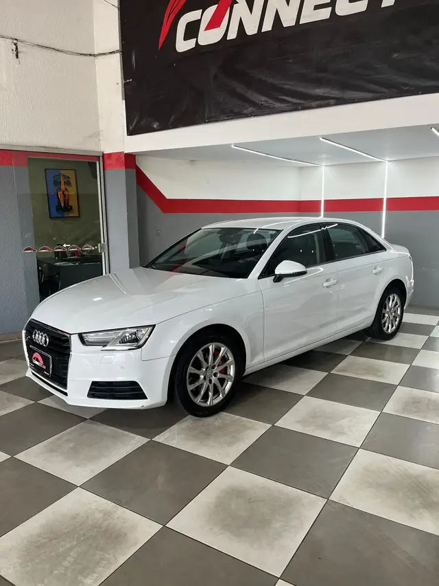 Carro Audi A4 2017 2.0 TFSI Ambition S Tronic