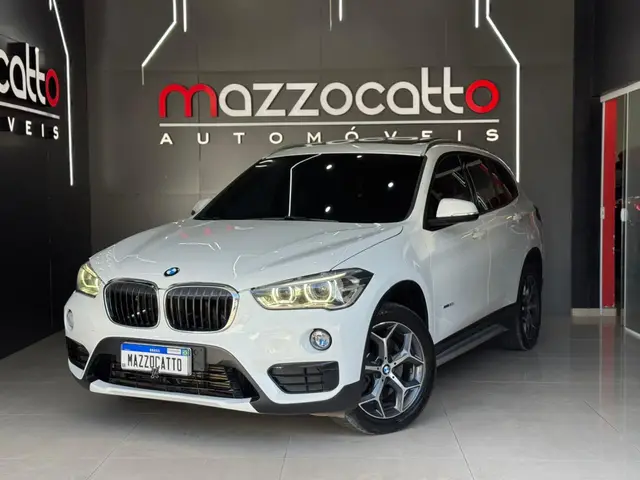 Carro BMW X1 2018 2.0 sDrive20i X-Line ActiveFlex