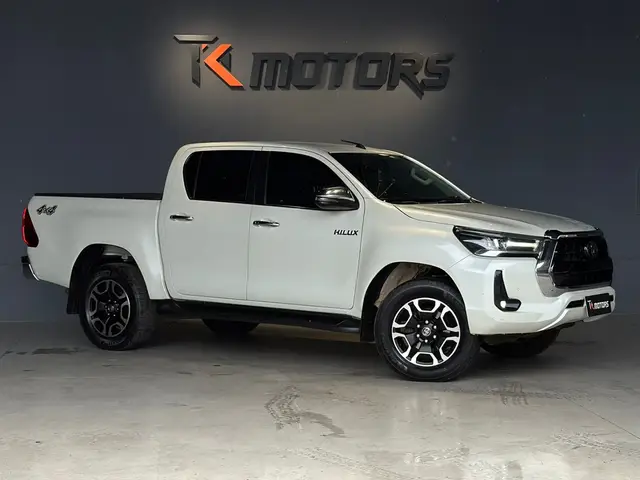 Carro Toyota Hilux Cabine Dupla 2021 SRX 2.8 TDI CD 4x4 (Aut)