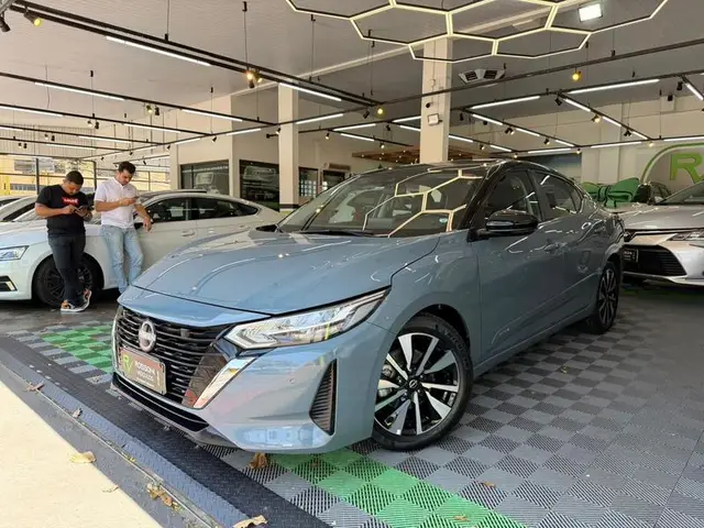 Carro Nissan Sentra 2025 Advance 2.0 16V Aut.