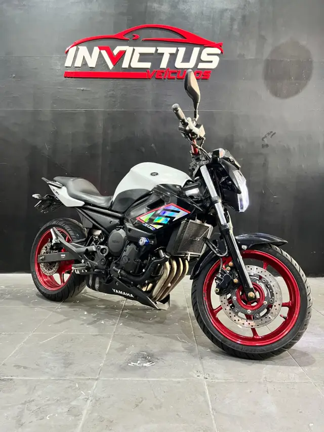 Moto Yamaha XJ6 N 2013 XJ6 N/ABS