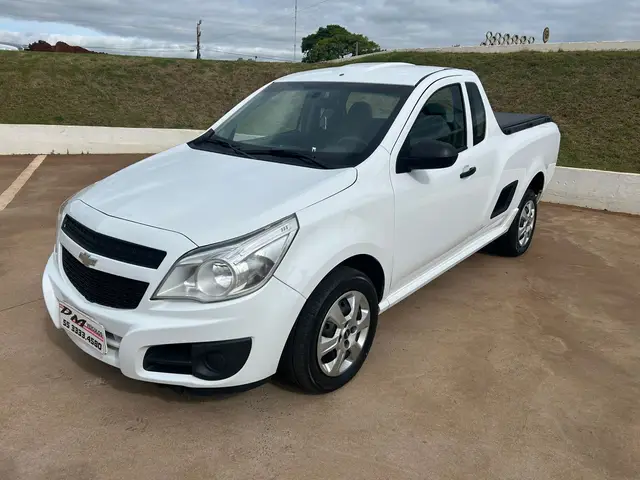 Carro Chevrolet Montana 2017 LS 1.4 (Flex)
