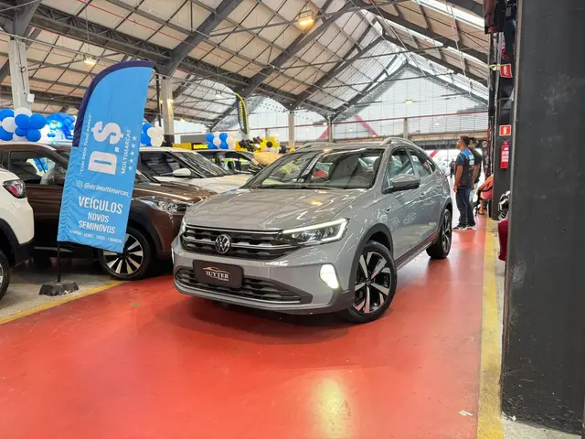 Carro Volkswagen Nivus 2024 Highline 200 TSI