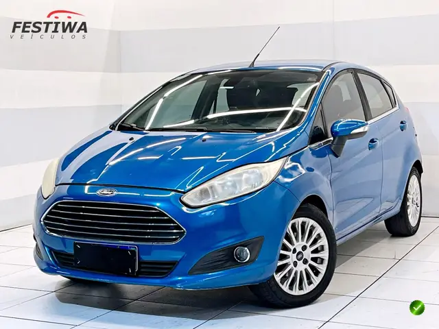 Carro Ford Fiesta Hatch 2014 Titanium Powershift 1.6 (Flex)