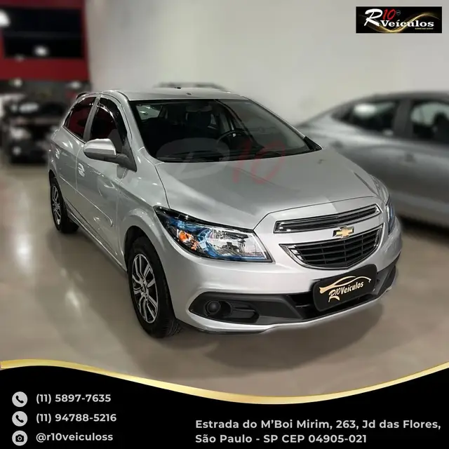Carro Chevrolet Onix 2015 1.4 LT SPE/4