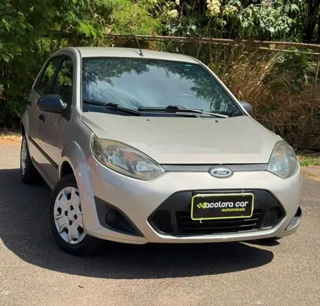 Carro Ford Fiesta Hatch 2011 1.6 (Flex)