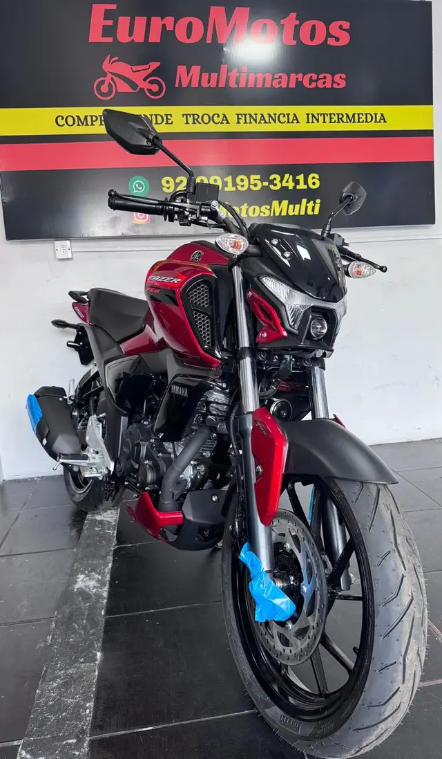 Moto Yamaha Fazer FZ15 2025 Connected
