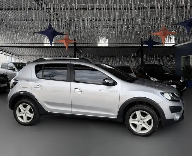 Carro Renault Sandero Stepway 2018 1.6 16V SCe (Flex)
