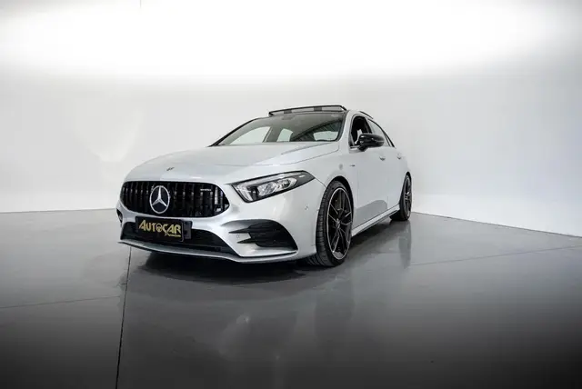 Carro Mercedes-Benz A 35 AMG 2020 2.0 Turbo Gasolina 4MATIC (Aut)
