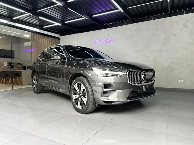 Carro Volvo XC60 2023 Recharge Plus 2.0
