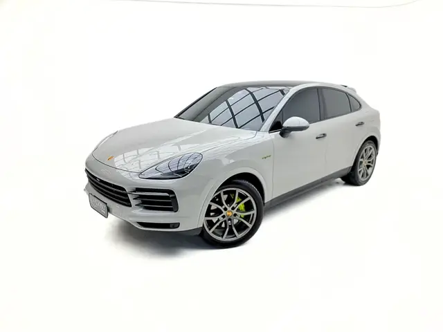 Carro Porsche Cayenne Coupé 2023 Platinum Ed. 3.0 - Híbrido