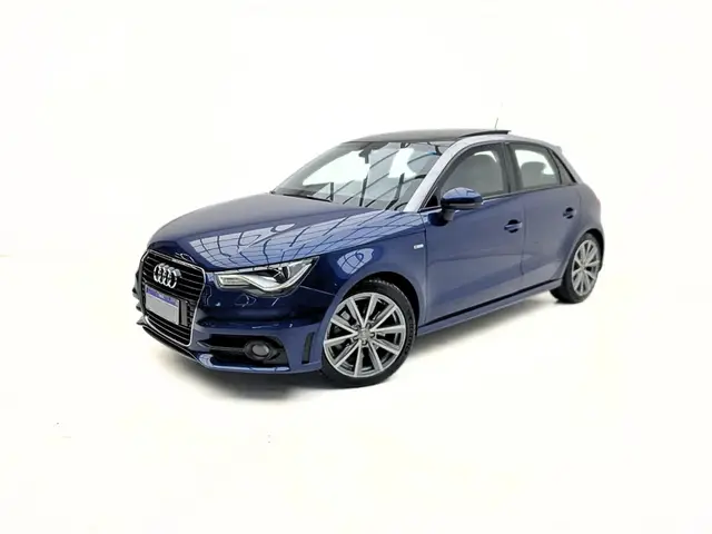 Carro Audi A1 2015 1.4 TFSI Sportback Ambition S Tronic