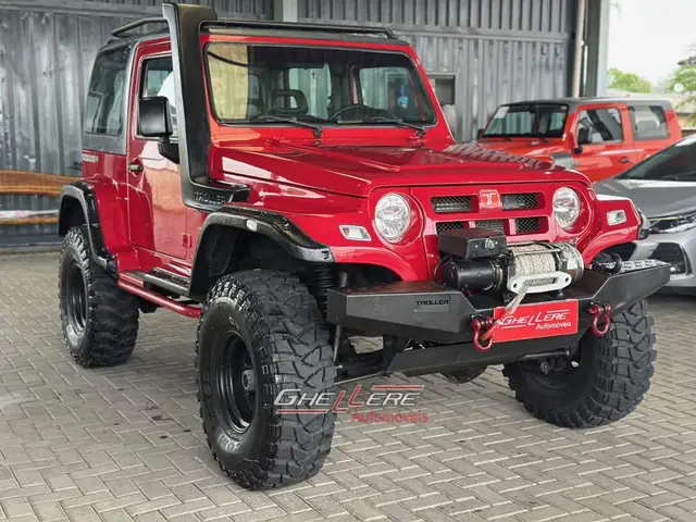 Carro Troller T4 2010 4x4 3.0 TB Int. Cap. Rígida Diesel