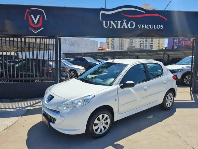 Carro Peugeot 207 2012 Hatch XR 1.4 8V (flex) 4p