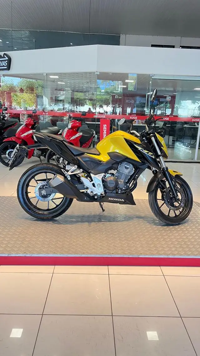 Moto Honda CB 300F Twister 2023 (ABS)