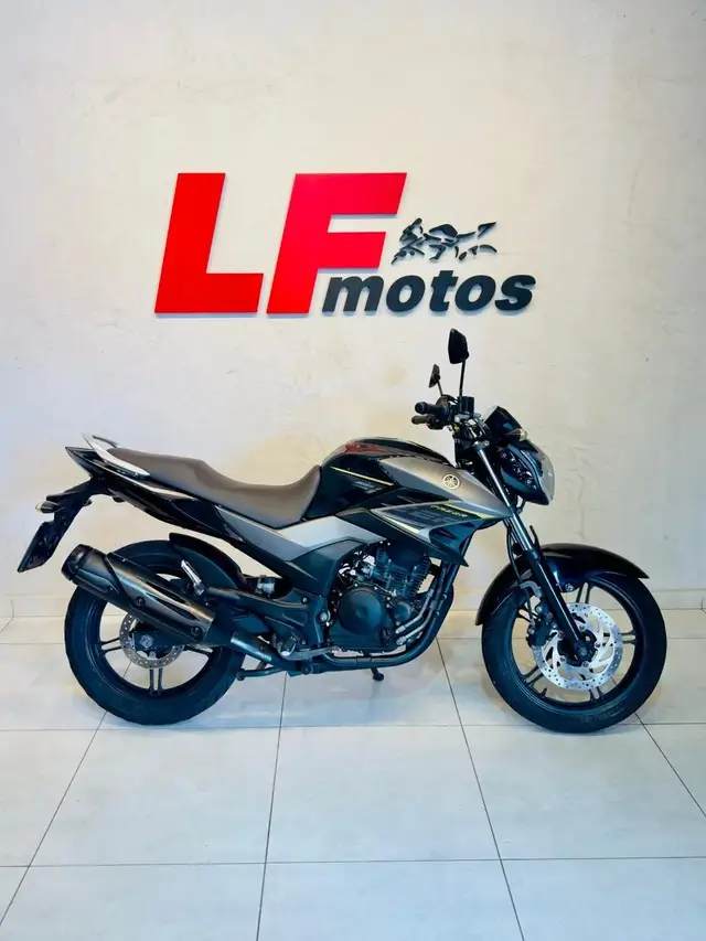 Moto Yamaha YS 250 Fazer 2017 Blueflex