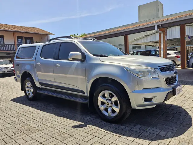 Carro Chevrolet S10 Cabine Dupla 2013 S10 2.8 CTDI LT 4WD (Cabine Dupla) (Aut)