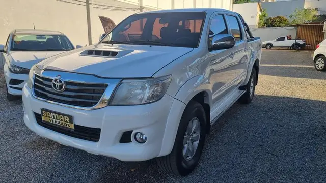 Carro Toyota Hilux Cabine Dupla 2015 Hilux 3.0 TDI 4x4 CD SRV (Aut)
