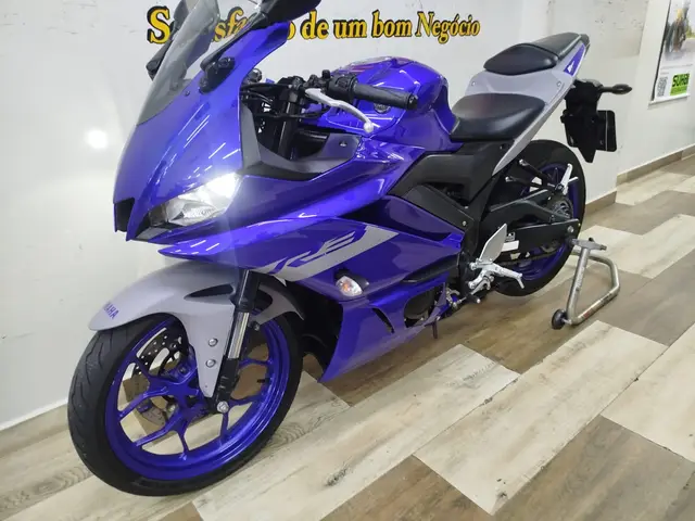 Moto Yamaha YZF R3 2022 (ABS)