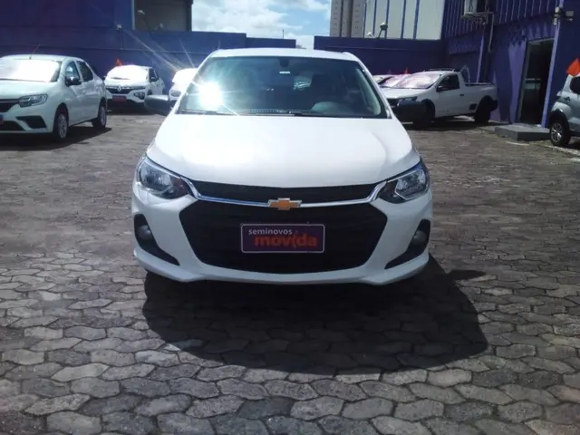Carro Chevrolet Onix 2024 1.0