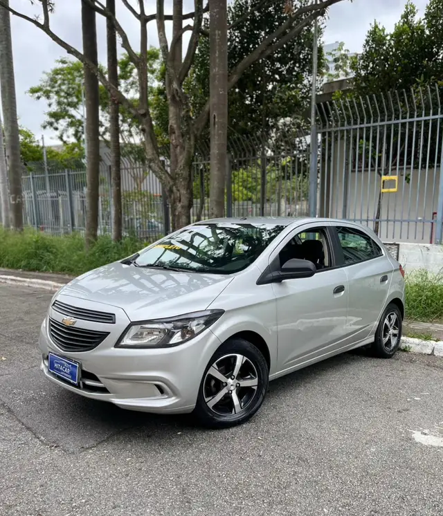 Carro Chevrolet Onix 2019 1.0 Joy SPE/4