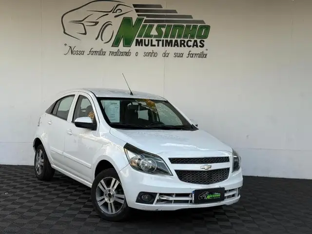 Carro Chevrolet Agile 2013 LT 1.4 8V (Flex)