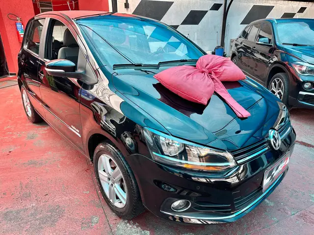 Carro Volkswagen Fox 2016 1.6 16v MSI Highline (Flex)