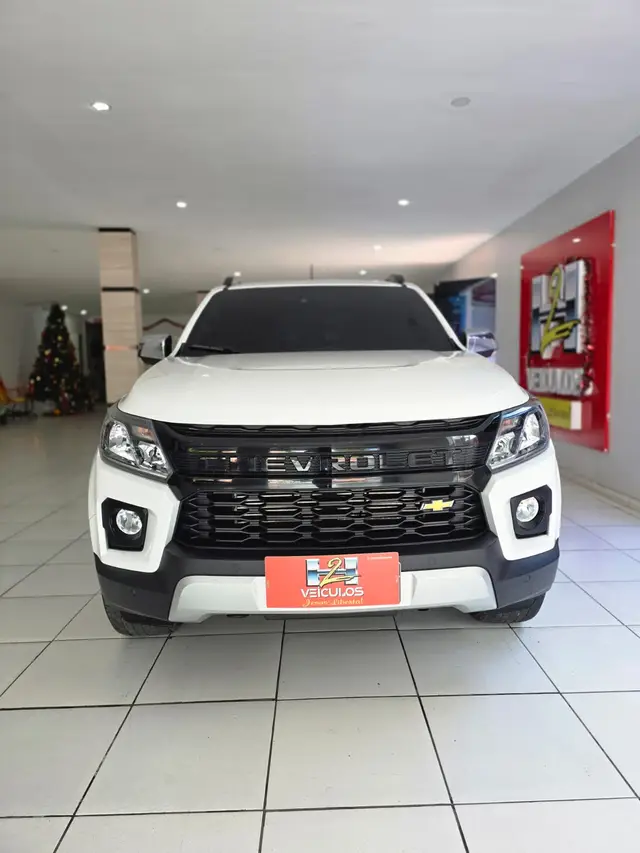 Carro Chevrolet S10 Cabine Dupla 2023 High Country 2.8 Turbodiesel (Aut.)