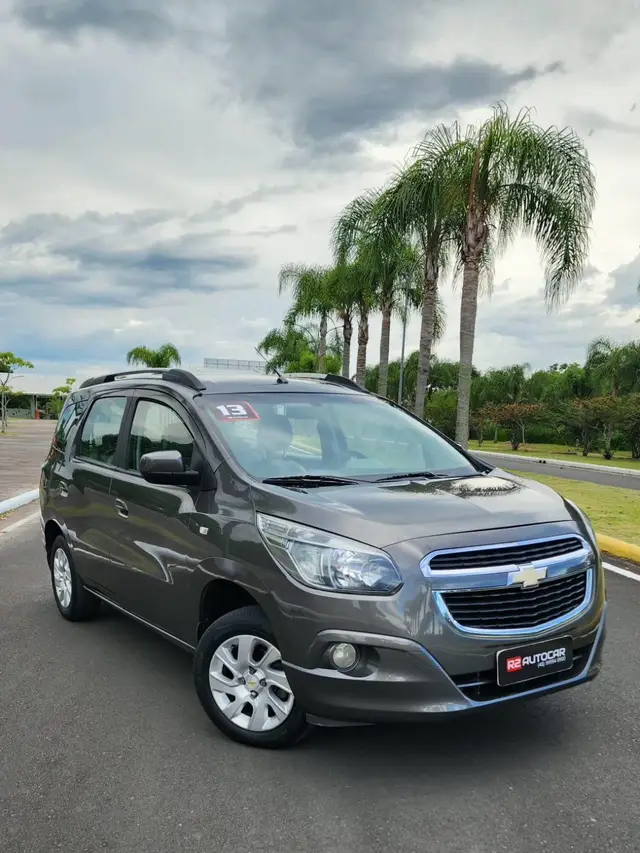 Carro Chevrolet Spin 2013 LTZ 7S 1.8 (Flex) (Aut)