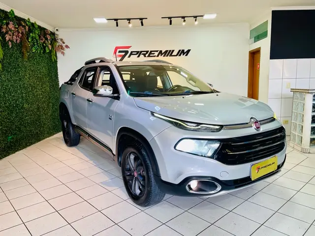 Carro Fiat Toro 2017 2.0 TDI Volcano Auto 4WD