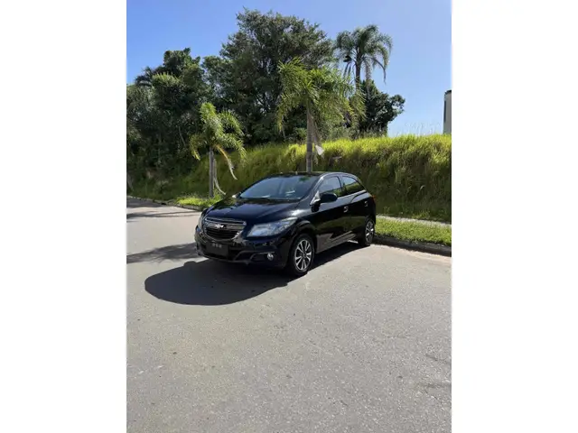 Carro Chevrolet Onix 2015 1.4 LTZ SPE/4
