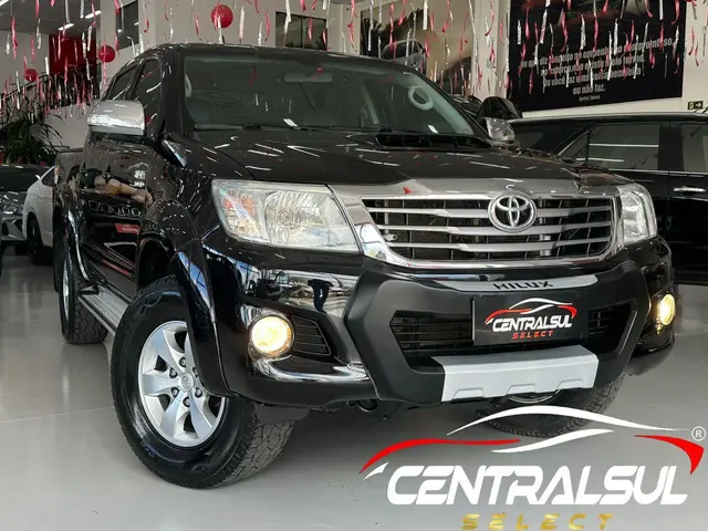 Carro Toyota Hilux Cabine Dupla 2015 Hilux 3.0 TDI 4x4 CD SRV (Aut)