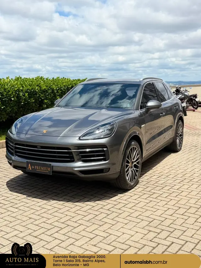 Carro Porsche Cayenne 2022 E-Hybrid 3.0 V6