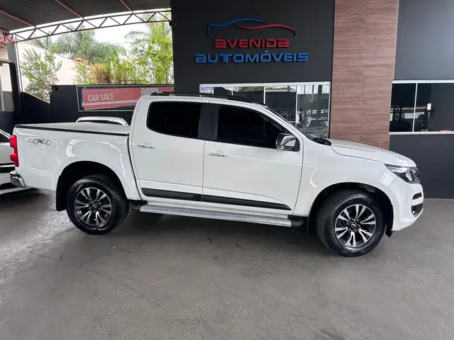 Carro Chevrolet S10 Cabine Dupla 2017 S10 2.8 CTDI LTZ 4WD (Cabine Dupla) (Aut)