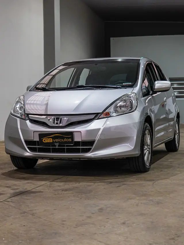 Carro Honda Fit 2014 LX 1.4 (flex)