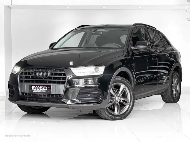 Carro Audi Q3 2018 1.4 TFSI Ambiente S Tronic