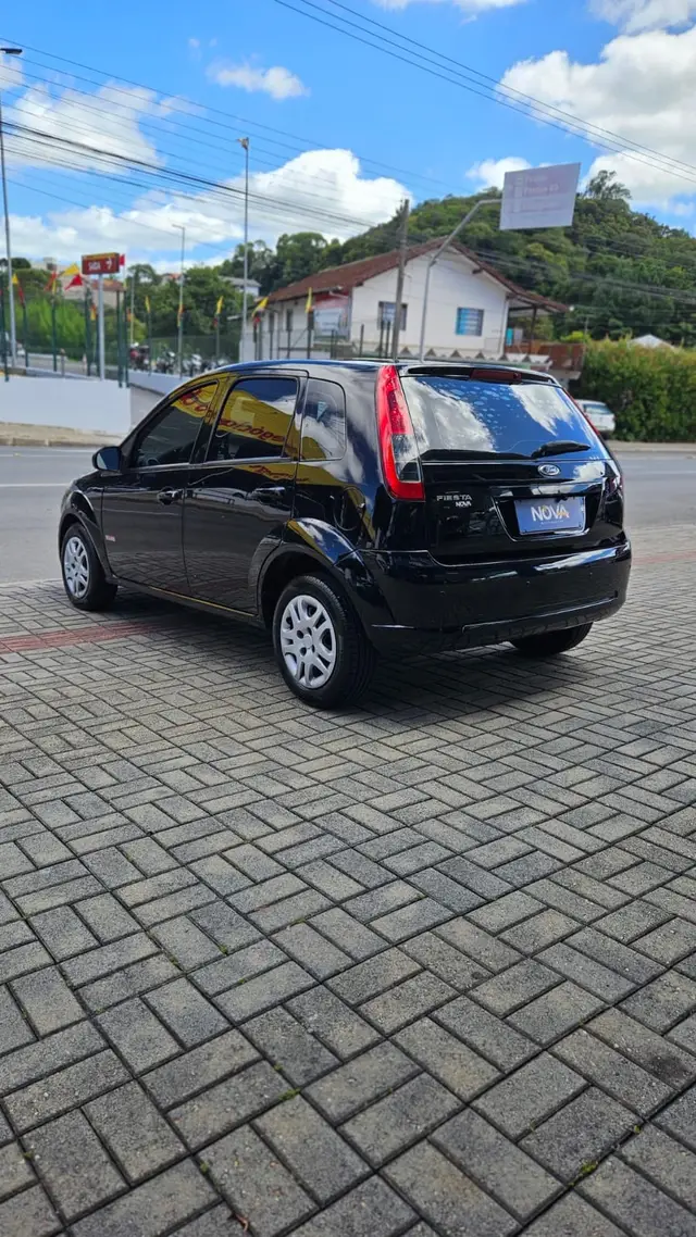 Carro Ford Fiesta Hatch 2011 1.6 (Flex)
