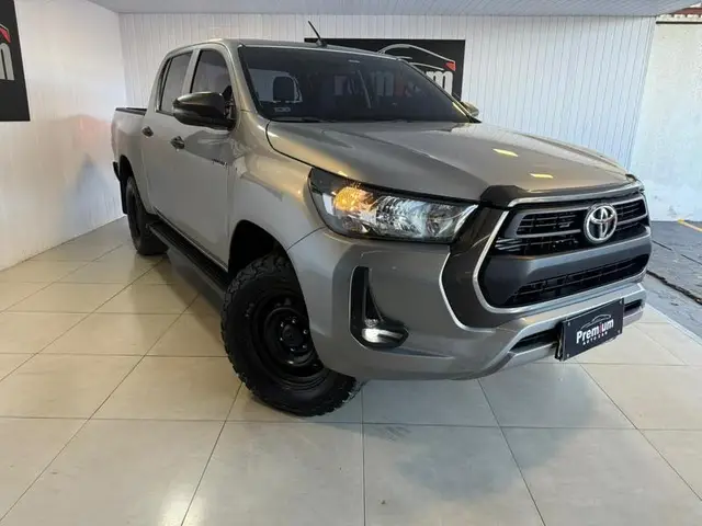 Carro Toyota Hilux Cabine Dupla 2024 STD Power Pack 4x4 2.8 Diesel