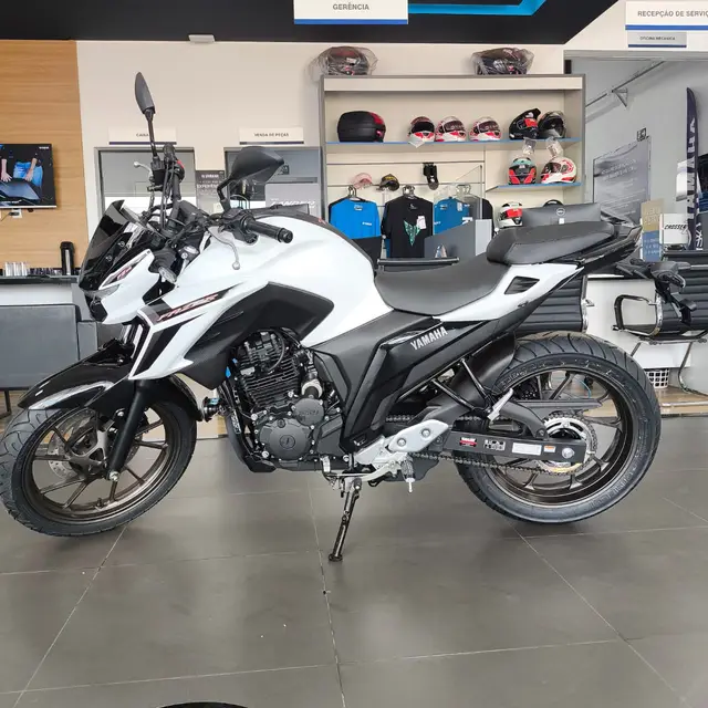 Moto Yamaha Fazer FZ25 2026 Connected