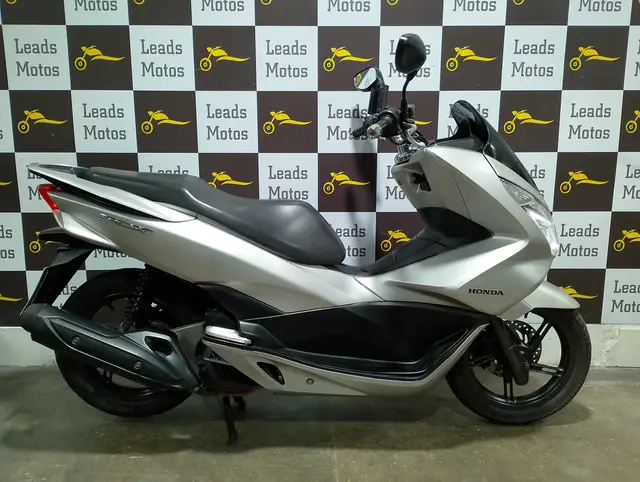 Moto Honda PCX 150 2017 DLX