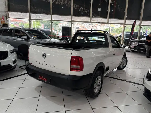 Carro Volkswagen Saveiro 2023 Robust 1.6 MSI CS (Flex)