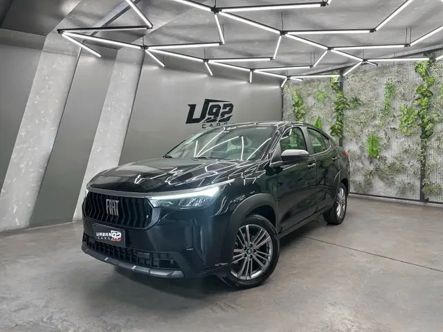 Carro Fiat Fastback 2026 Turbo 200