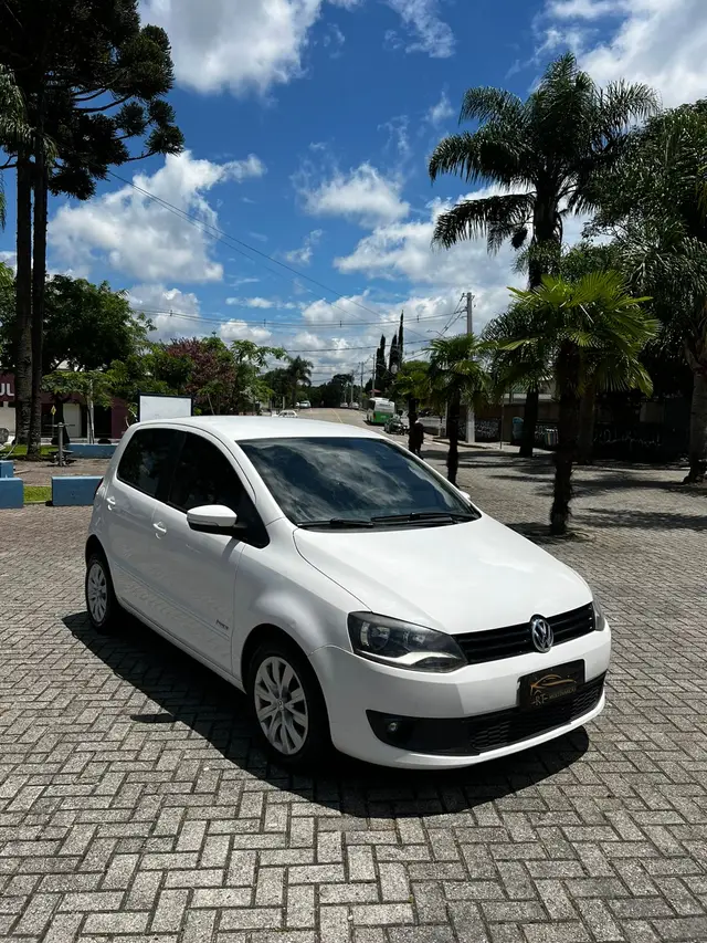 Carro Volkswagen Fox 2013 1.0 TEC (Flex) 2p
