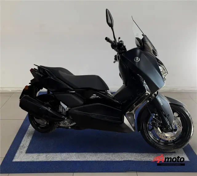 Moto Yamaha XMax 2025 250 Connected