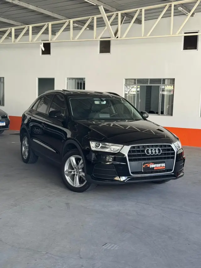 Carro Audi Q3 2016 1.4 TFSI Ambiente S Tronic