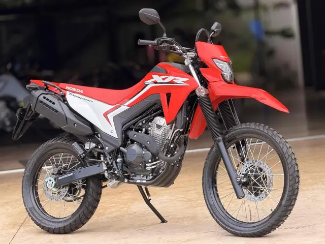 Moto Honda XR 300L 2025 Tornado