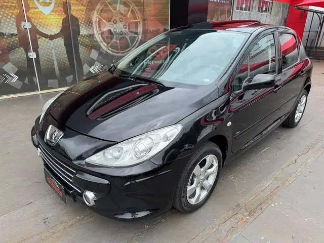 Carro Peugeot 307 2011 Hatch. Presence 1.6 16V (flex)
