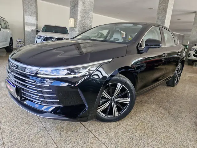 Carro BYD King 2025 DM-i GS